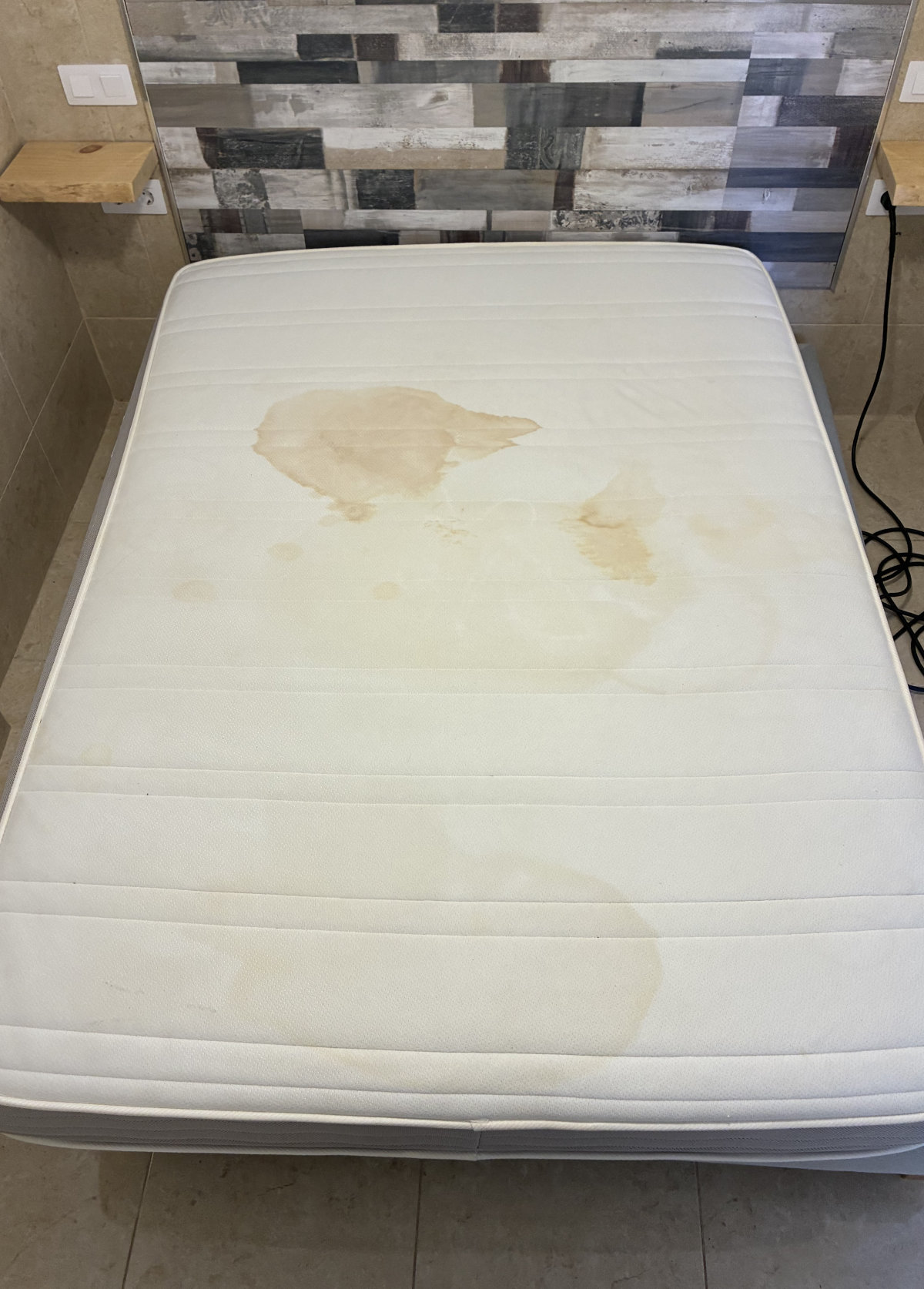 Mattress before professional deep cleaning in Gran Canaria