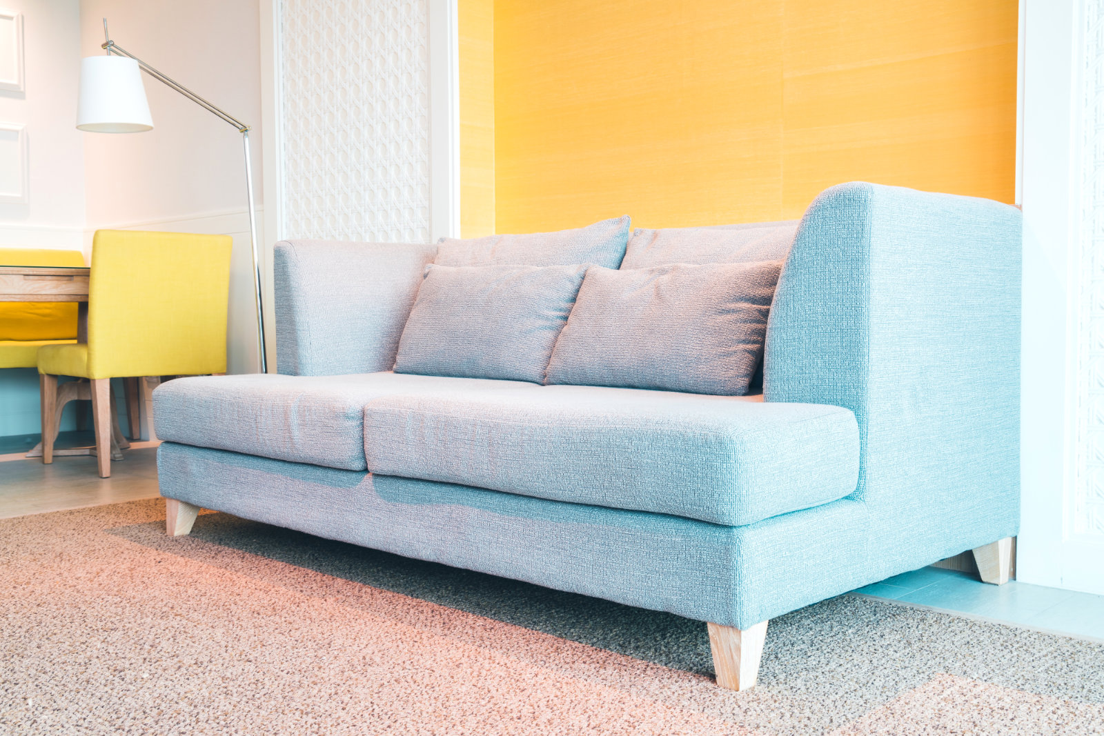 Cleaning and disinfection of sofas and armchairs in Gran Canaria